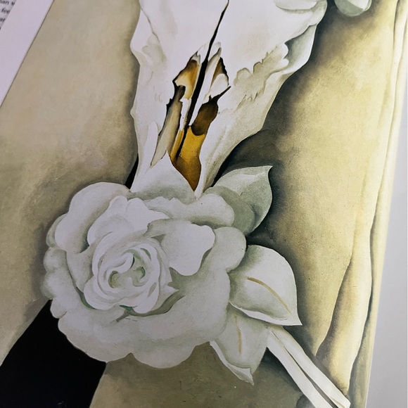 Barnes & Noble Georgia O'Keeffe Art Book - Blue and Cream - Picture 10 of 12